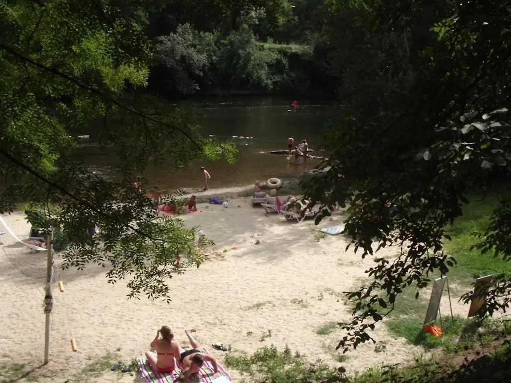 אתר קמפינג Puy-lʼÉvêque Camping 3 Etoiles - Piscine - Ccbahd0 צרפת
