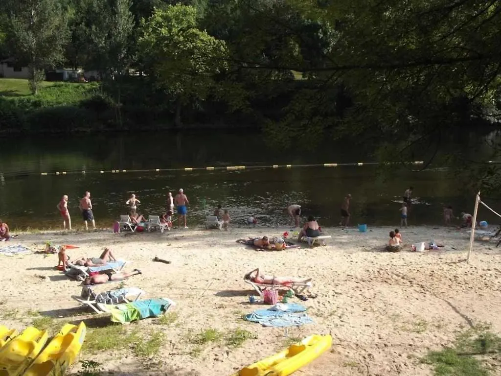 אתר קמפינג Puy-lʼÉvêque Camping 3 Etoiles - Piscine - Ccbahd0
