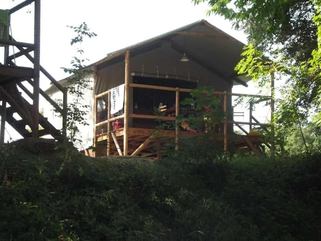 Puy-lʼÉvêque Camping 3 Etoiles - Piscine - Ccbahd0 0*,